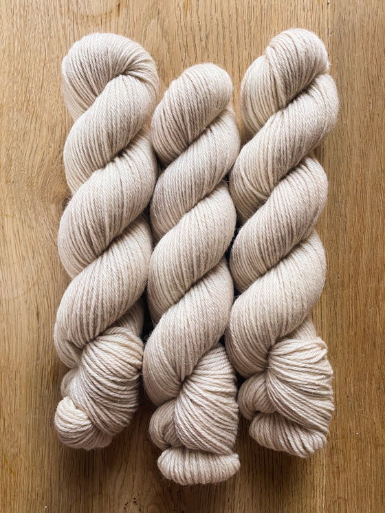Linen - Highland Wool DK