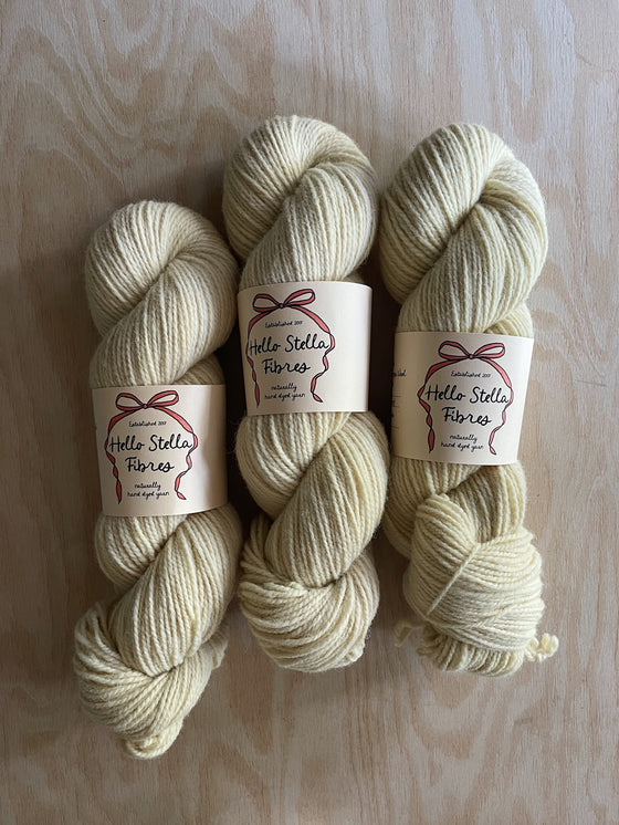 Wild Wool 2 Ply WORSTED - Sesame