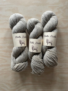  Natural Wild Wool (Undyed) - Light Grey - IN STOCK